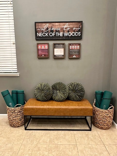 Cozy Holiday Stay in a Quiet Oakland Neighborhood gallery image 3