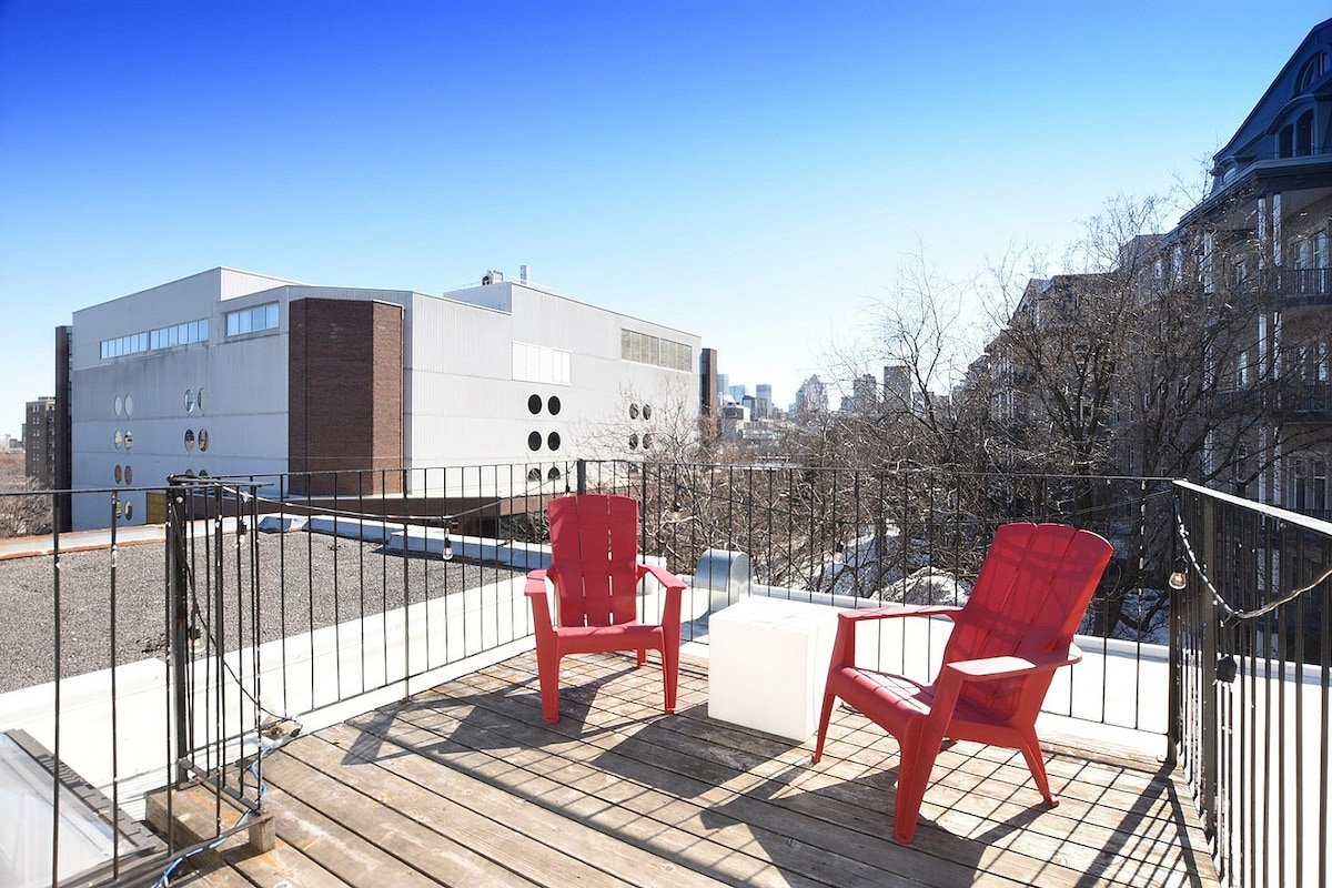 Large 5BDR Loft Downtown w/ Private Rooftop Deck gallery image 4