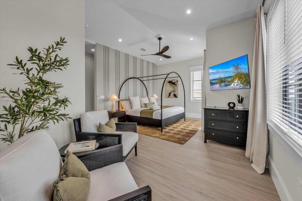 The Mystical Rose – Brand New Luxury Home with gallery image 2