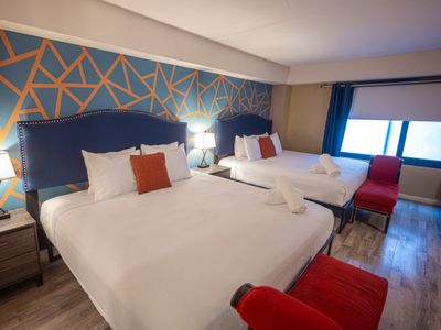 Stay Together on The Strip – 2 Bedroom Apartment