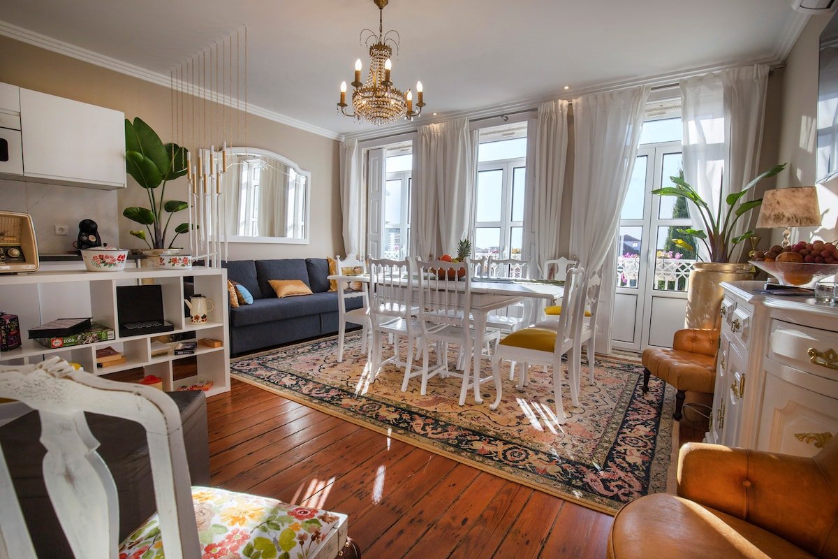 Cedofeita Village in Porto – Terraces and Garden gallery image 4