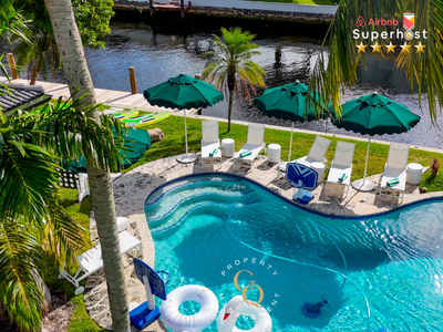 Beautiful Canalfront W/Heated Pool, Games & Sauna!