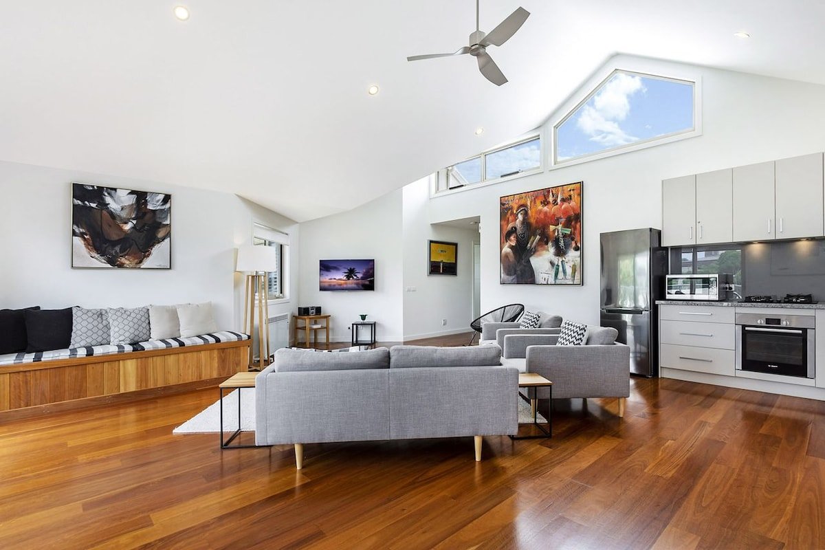 Connolly House gallery image 3