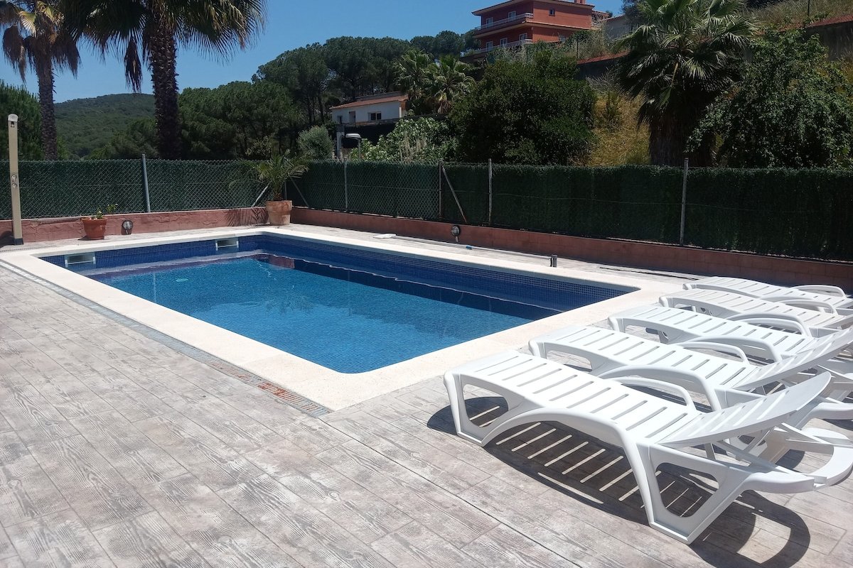 Villa con piscina en Lloret de Mar gallery image 3