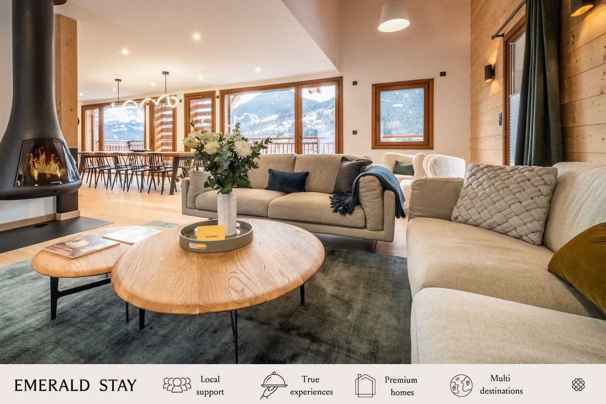 Arande-Modern chalet with hot tub in Saint-Gervais