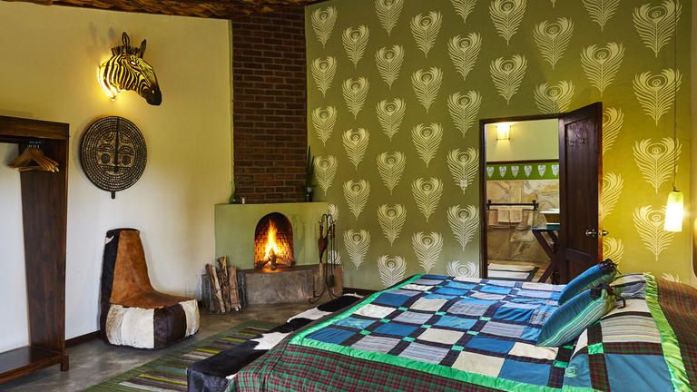 Hatari Lodge Deluxe Junior Suite