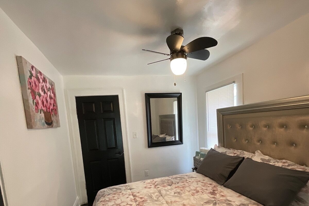 Charming 3 Bedroom Getaway gallery image 4