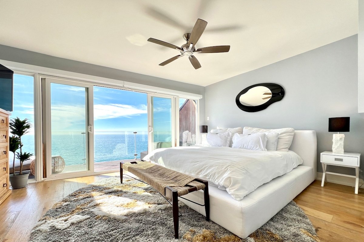 Malibu Waterfront Gallery + Private Beach Access gallery image 3