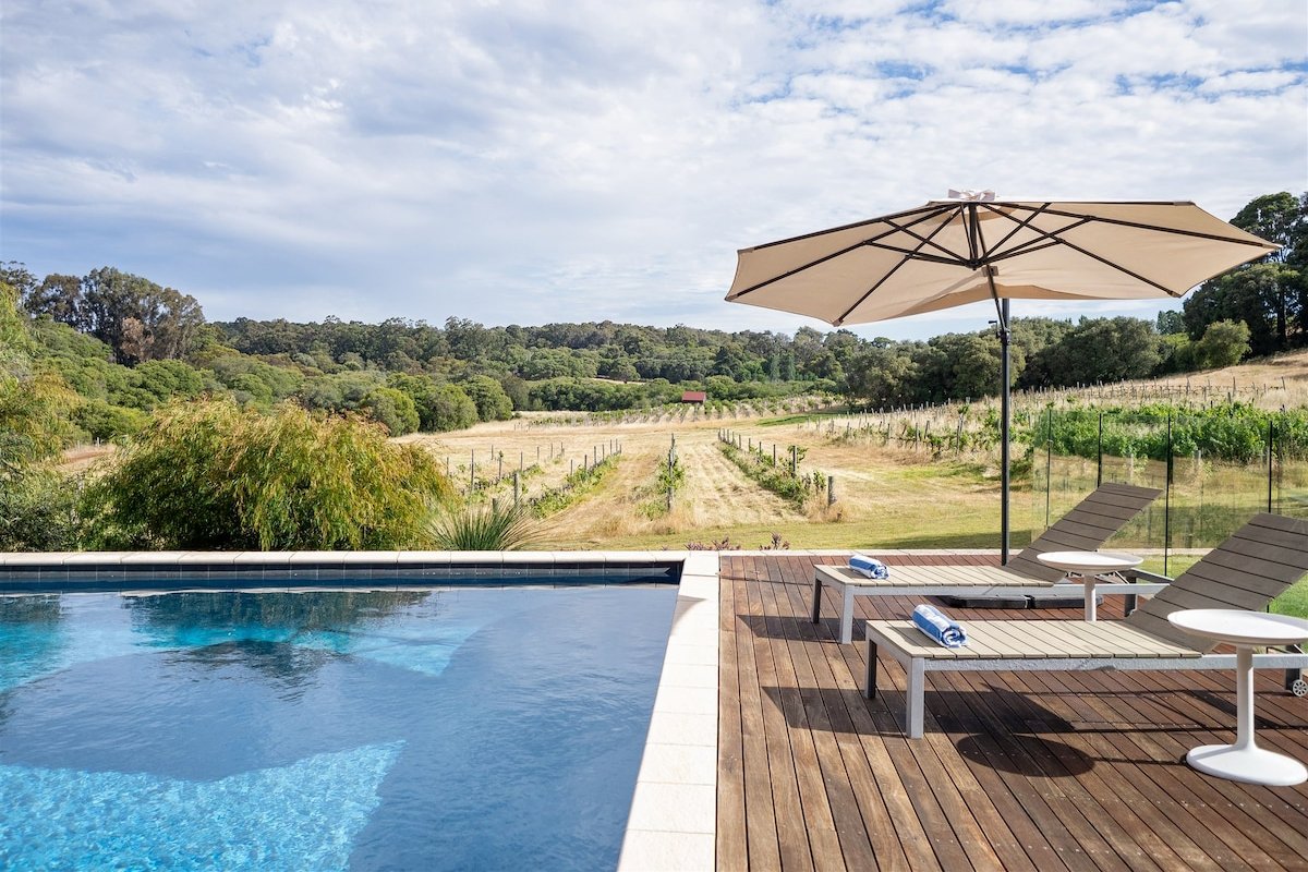 Sophie’s Vineyard—Sprawling Scenery with Pool gallery image 2