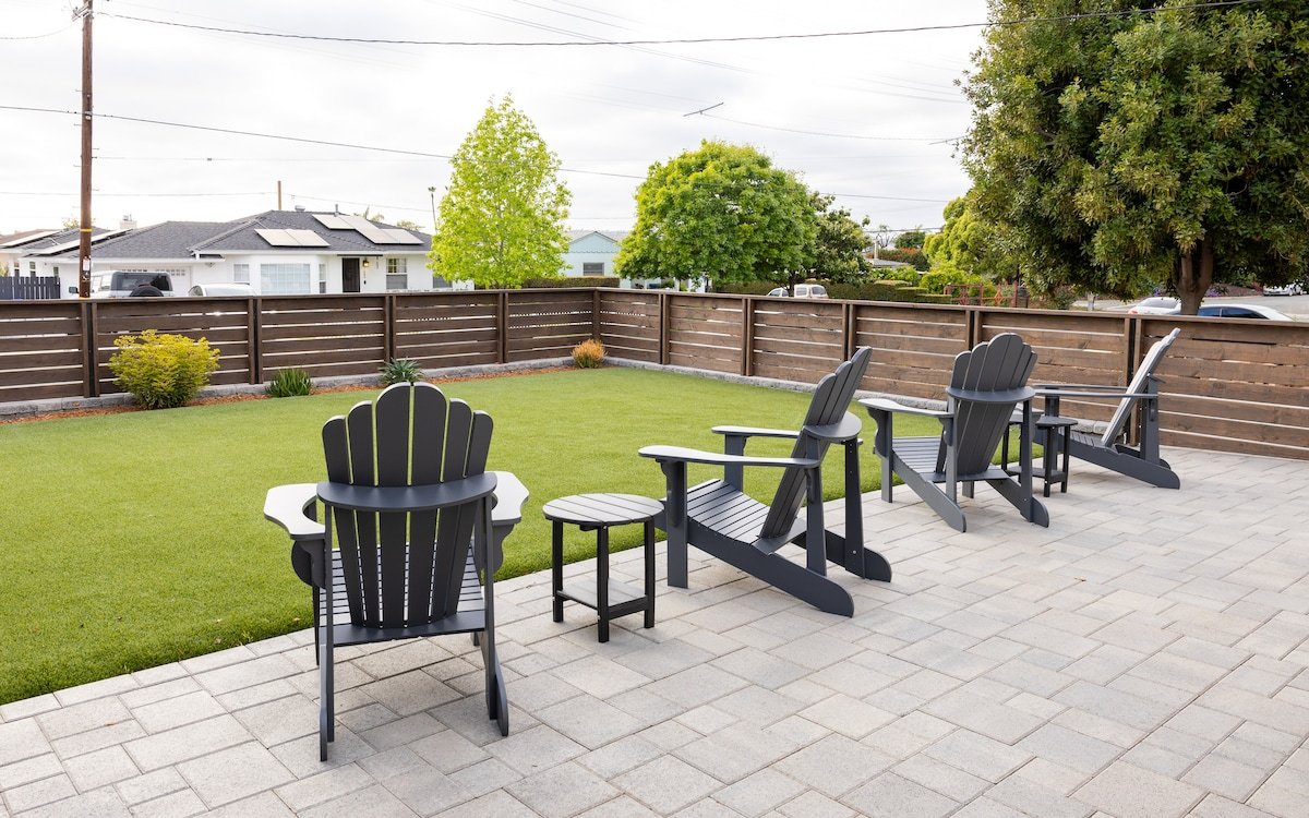 7br/5ba home with water view – 10 min to DT! gallery image 5