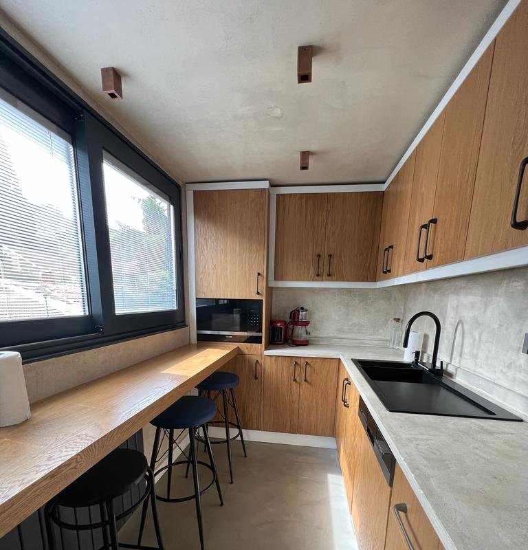 Penthouse Apartment with terraced sea view gallery image 4