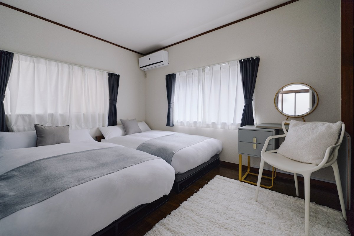 1 stop from Shinjuku! Your urban hideaway3BR/6beds gallery image 4