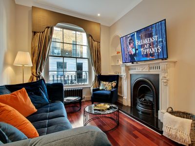 Homely 4 Bed Period Townhouse in Famous Chelsea