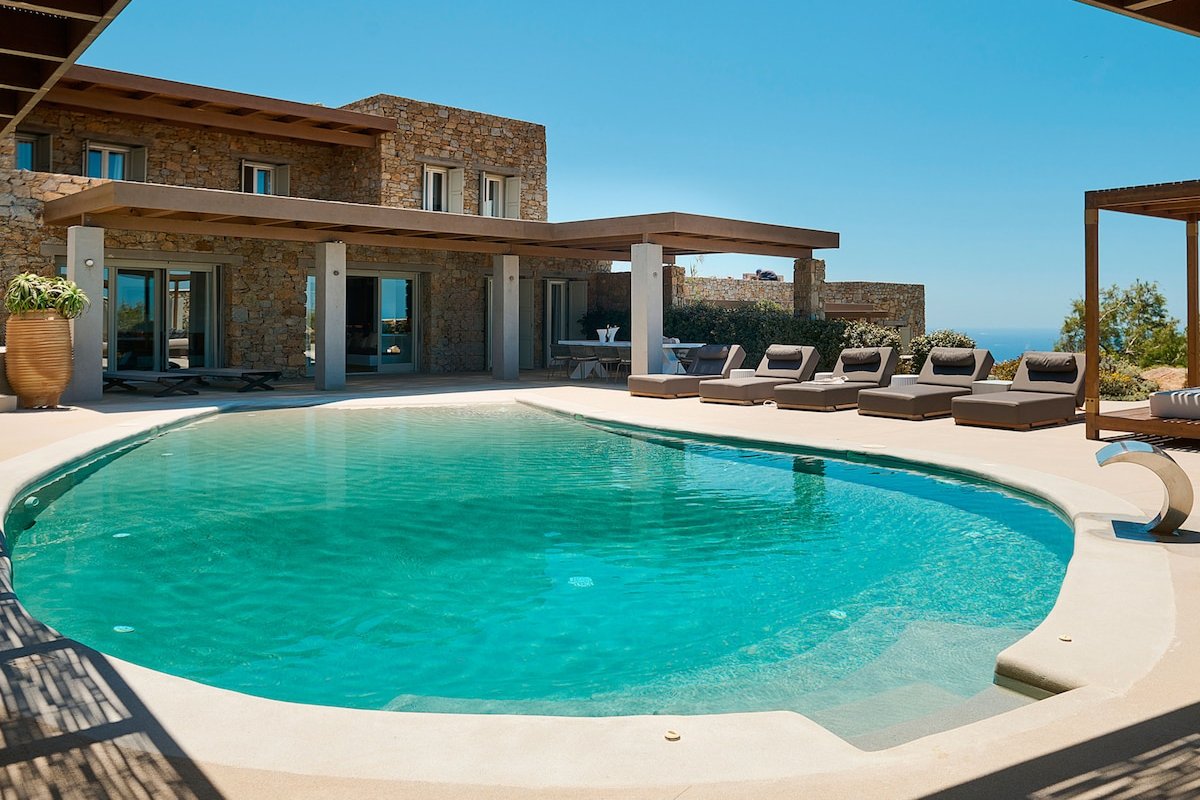 Villa Moonstone by Mykonos Rocks