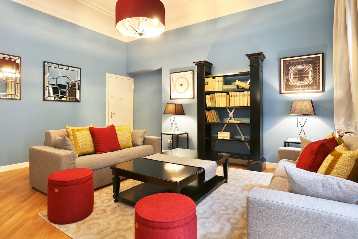 Prestige Tornabuoni Apartment gallery image 2