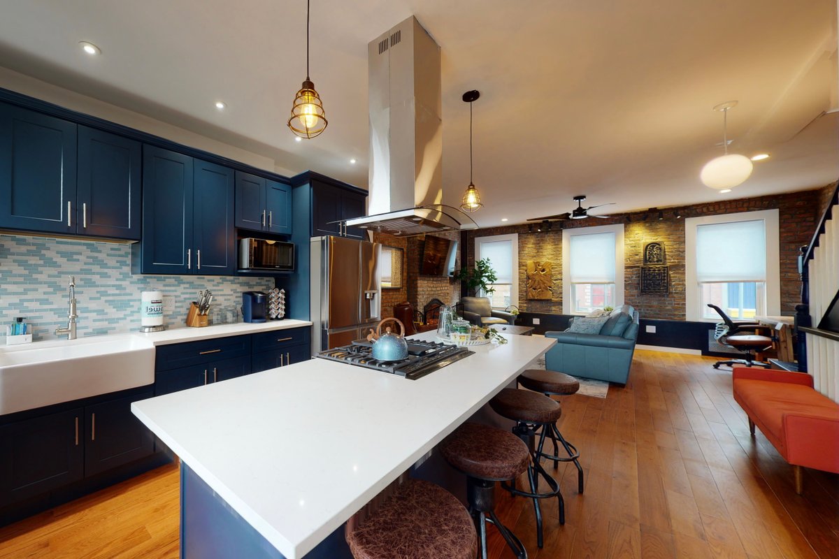 3 Bedroom Private Apt – DPLX