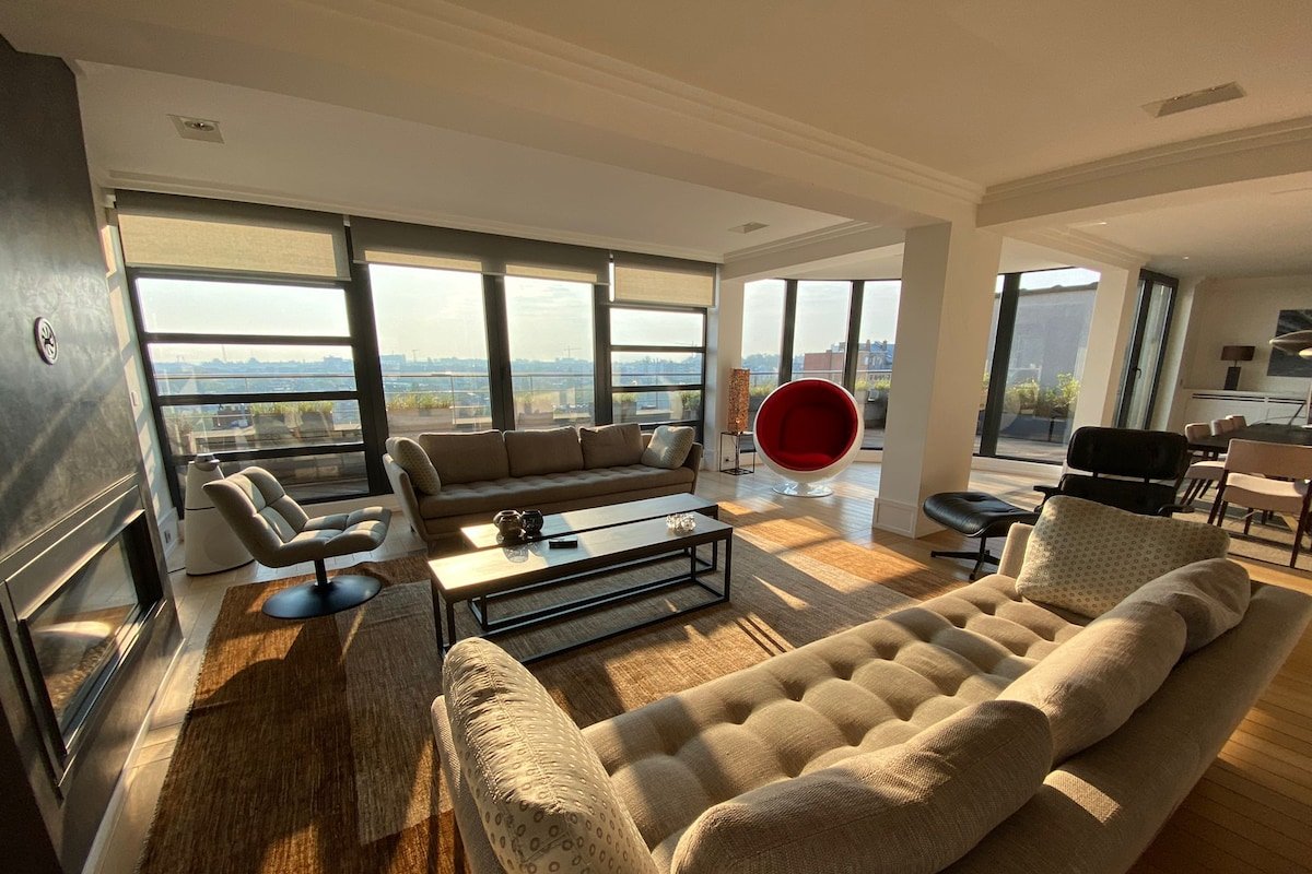 Penthouse ” le 401 ” with amazing view ! gallery image 2