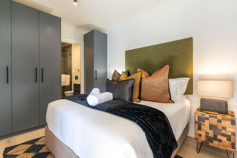 Amber Views - Lux Modern Sea Point Apartment