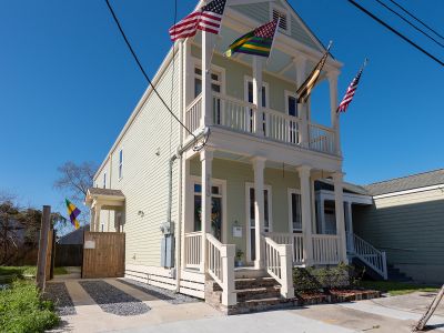 Prince Philip-Royal Treatment Near Garden District