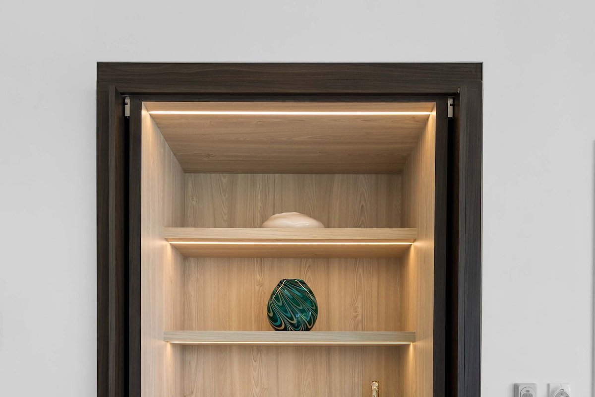 Luxury Oceanfront Villa with Private Beach & Pool gallery image 4