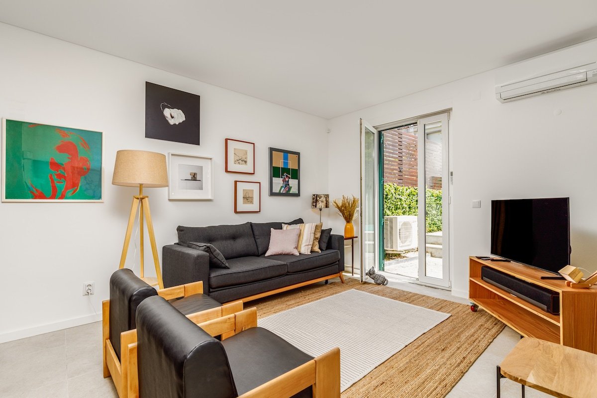 Haus Abel – with pool and garden in central Lisbon gallery image 3