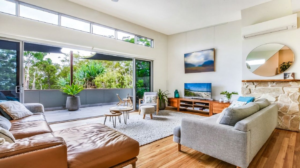 Rainforest Tranquility @ Elizabeth Beach gallery image 3