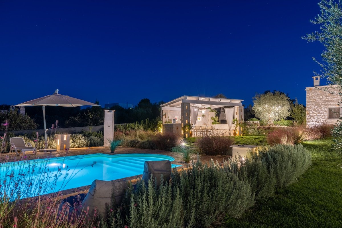 Tenuta Traghetto; Villa w saltwater heated pool gallery image 3