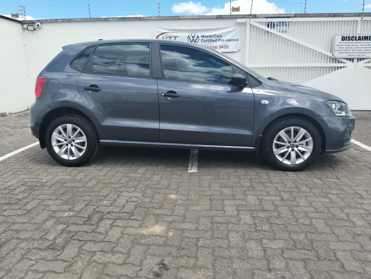 Used car gallery