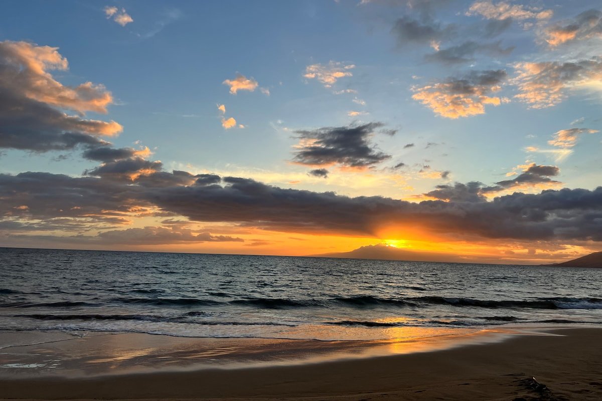 Two Condos 1/4 mile to Kam 1 Beach | Pool Hot Tub gallery image 5