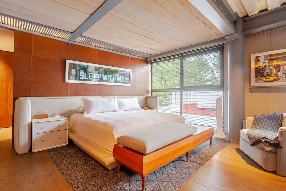 Travel in Style in this Unique Loft @ Polanco gallery image 4