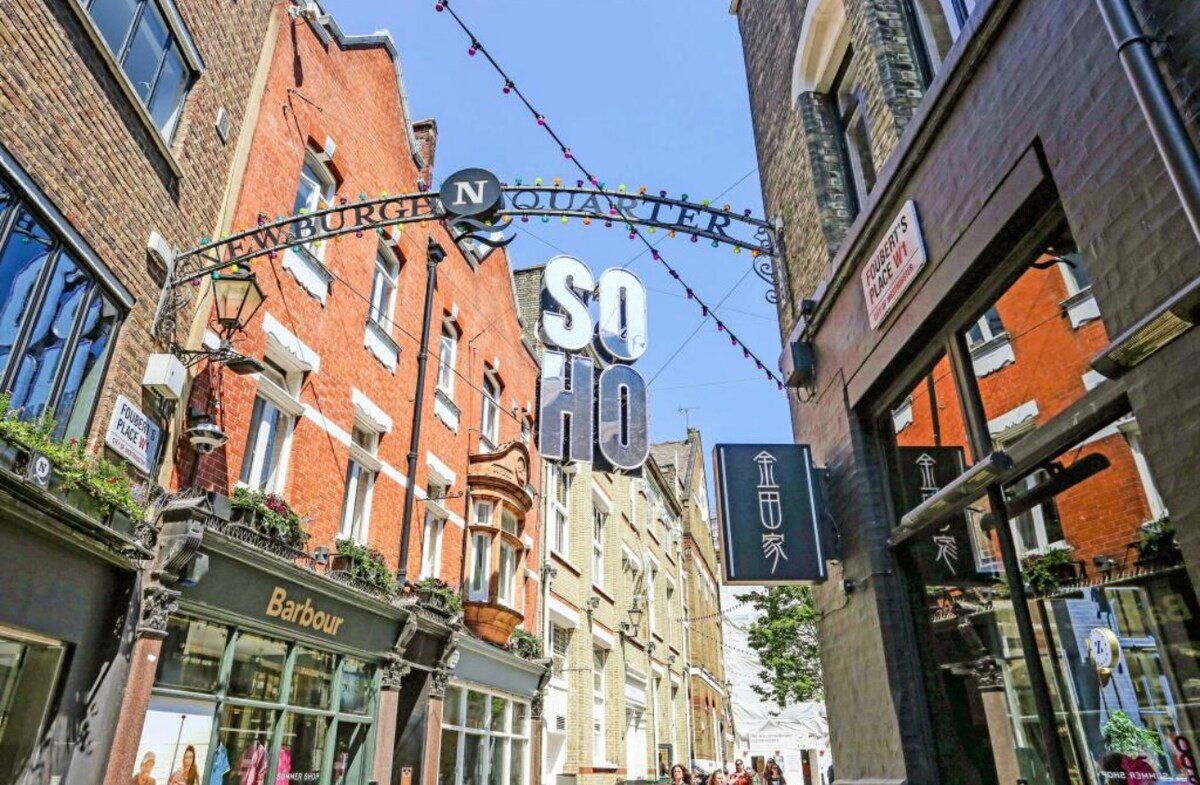 Luxury 2 Bed Soho/Piccadilly/Oxford ST/ Carnaby ST gallery image 5