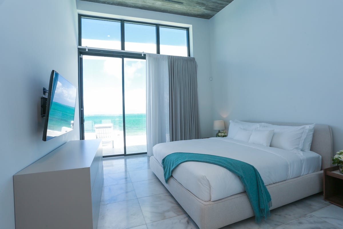 Stark Beach House gallery image 2