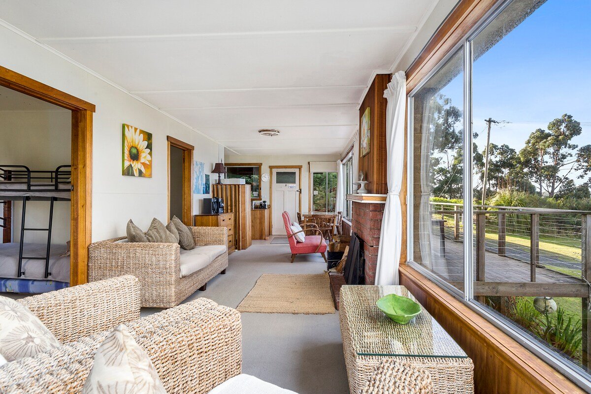 Summertime Cottage Tasmania gallery image 4