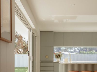 White Haven~Group entertainer. Games. Pizza oven.