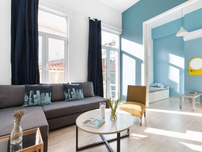 DOWNTOWN DESIGNER LOFT 2 – ACROPOLIS VIEW ROOFTOP