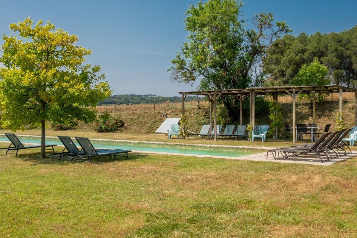 Villa con encanto y piscina, gallery image 3