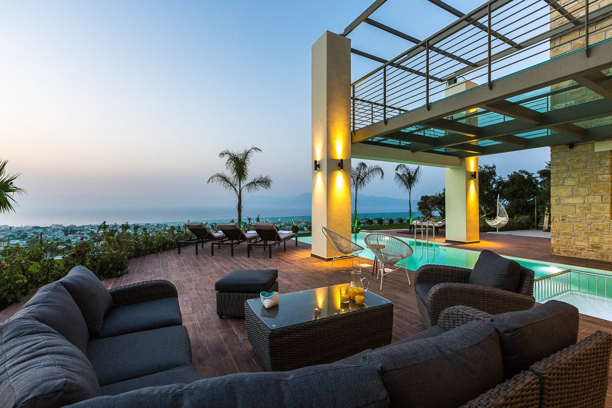 Villa Emilia | Heated* pool, seaview, next to town gallery image 2