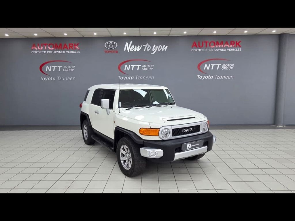 TOYOTA FJ CRUISER 4.0 V6 for Sale in South Africa