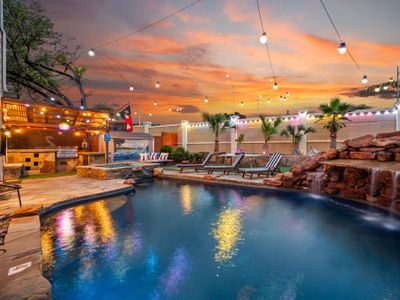 ATX Oasis! 3-Story Home – Heated Pool, Spa, Sauna!