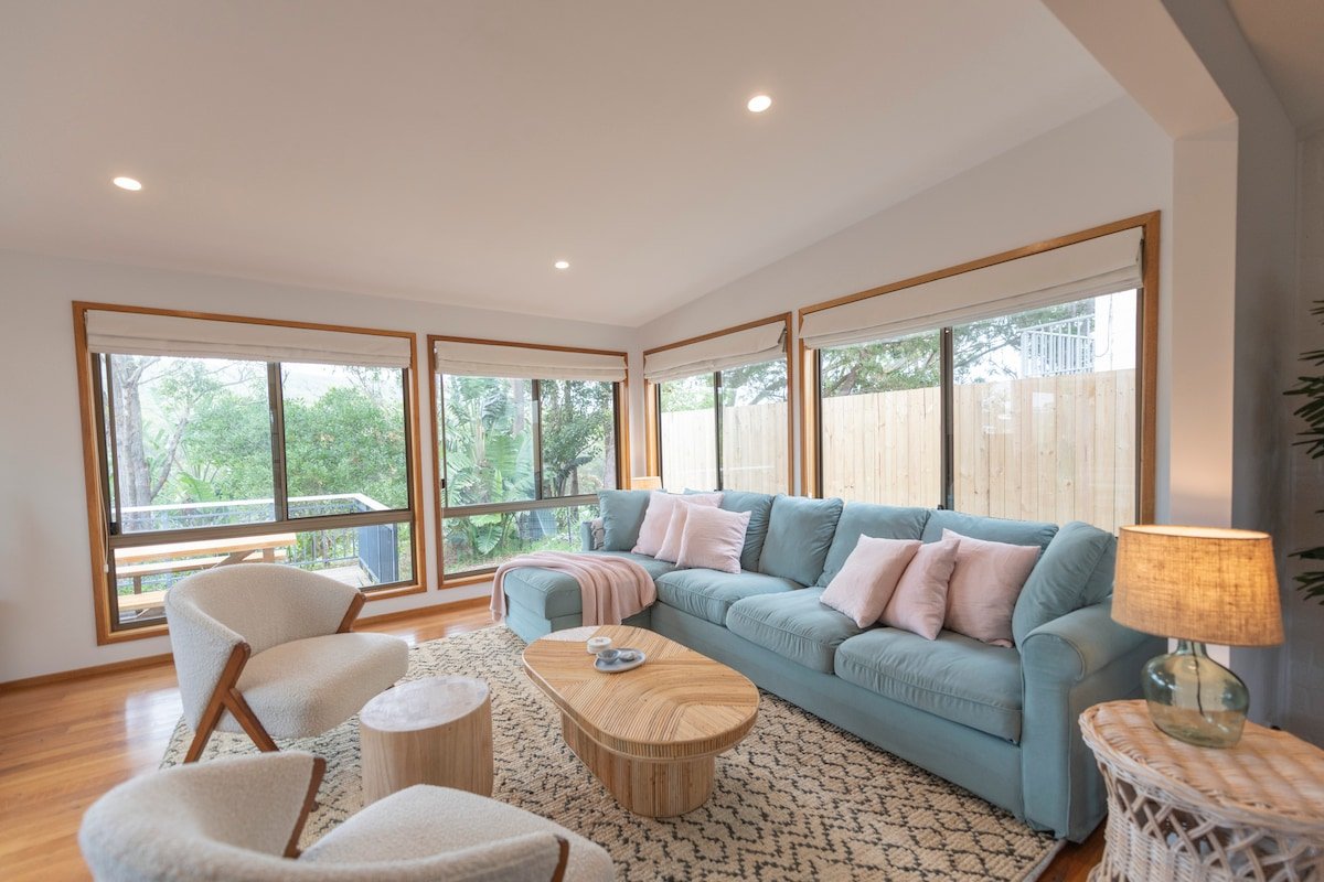 Pink Palms Beach House – Pets | Value | Fun gallery image 3