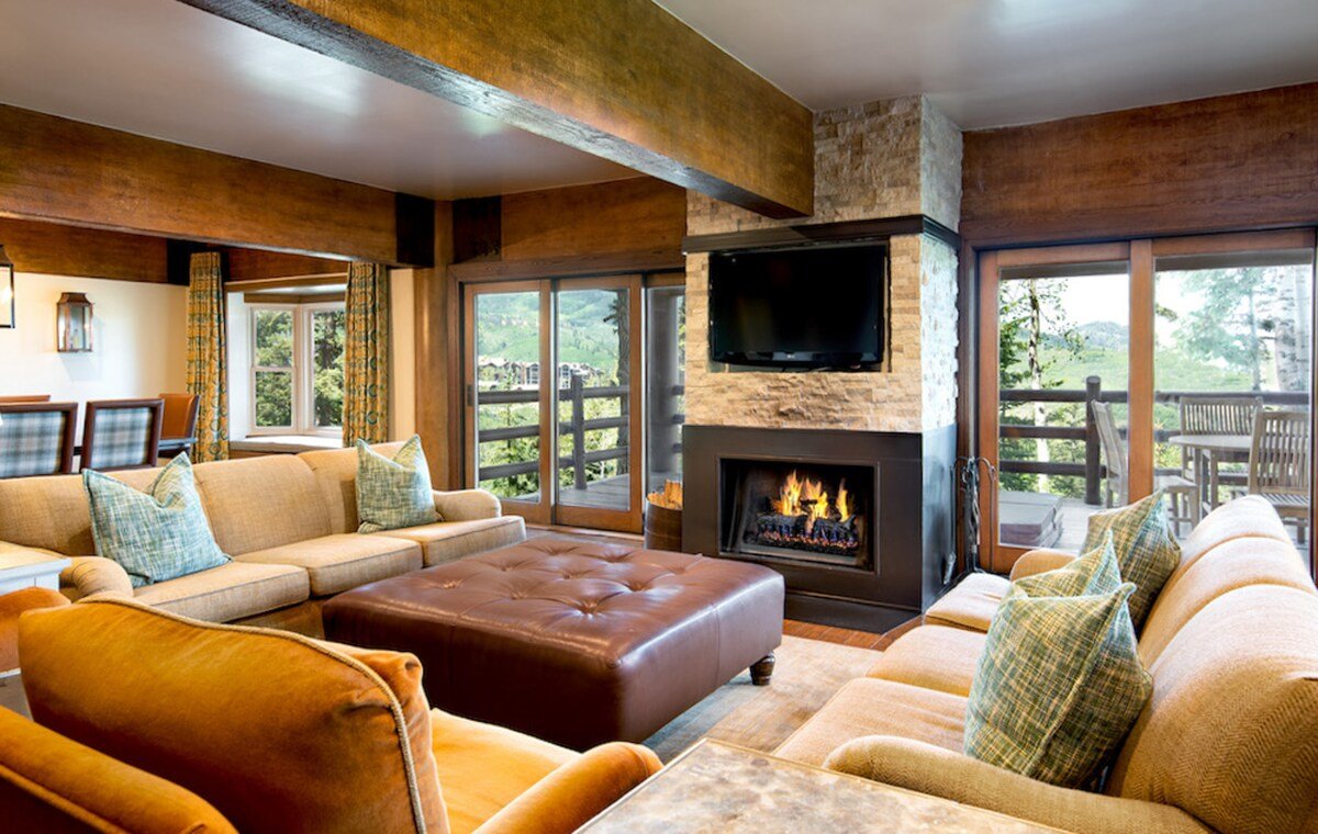 Stein Eriksen Two Bedroom Townhouse gallery image 5