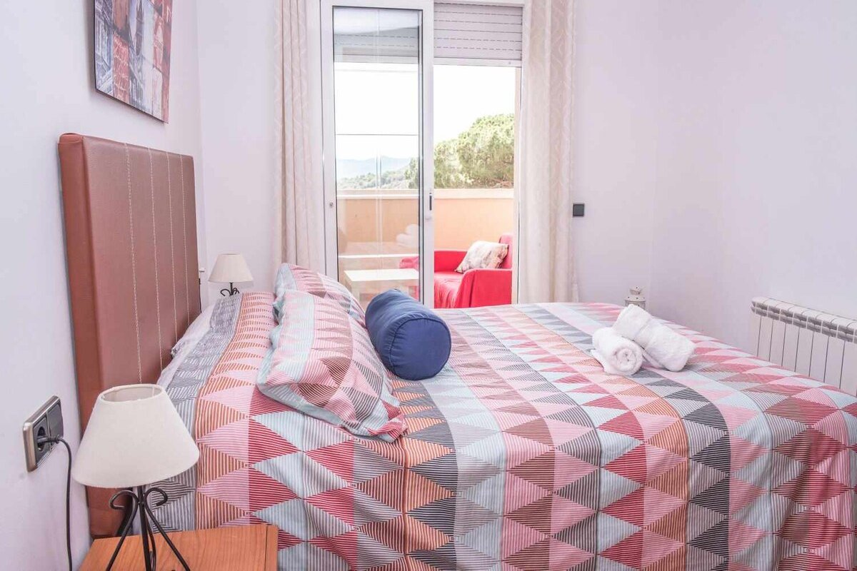 Costa Brava Suites Casa La Bahia, piscina privada gallery image 4