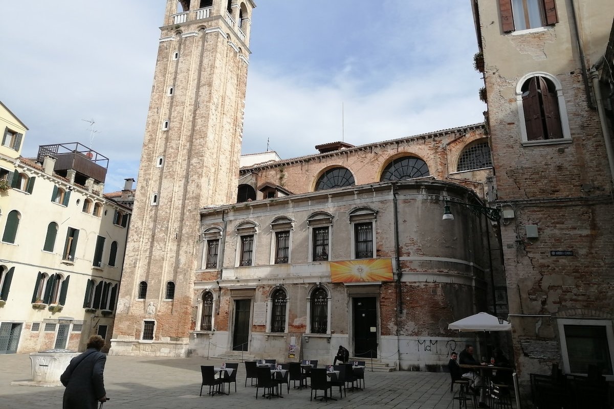 San Silvestro House Venice 1* piano gallery image 3