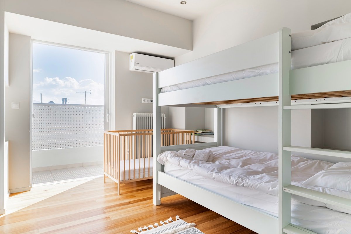 Chic Maisonette in the Heart of Athens gallery image 5