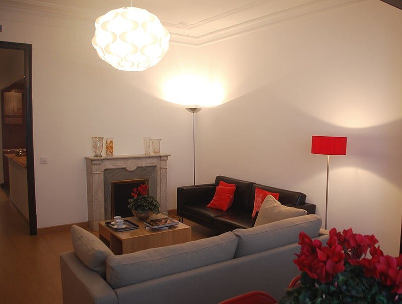 BIG APARTMENT NEXT TO LA PEDRERA gallery image 4