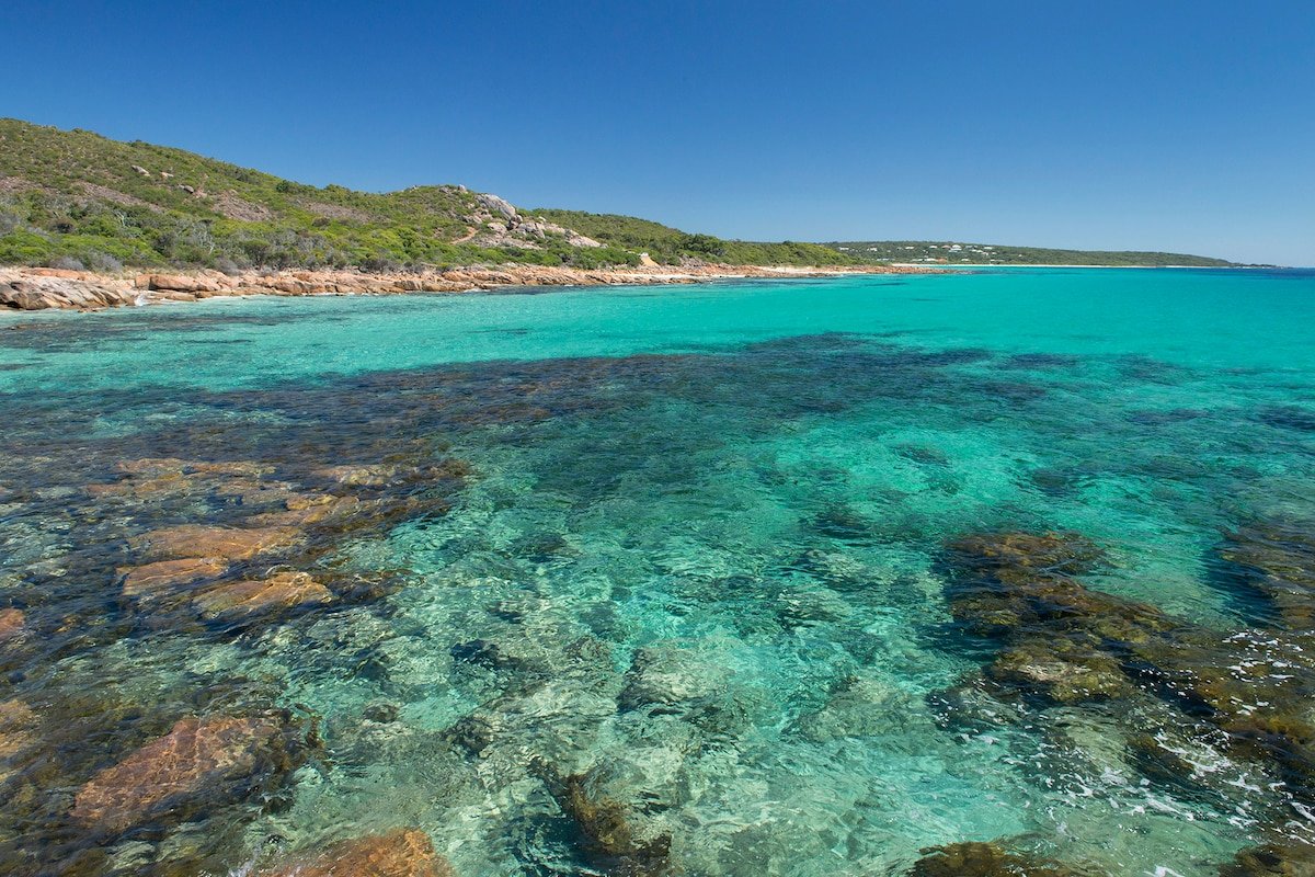 Dandjoo – hot tub, fire pit, outdoor entertainment gallery image 4