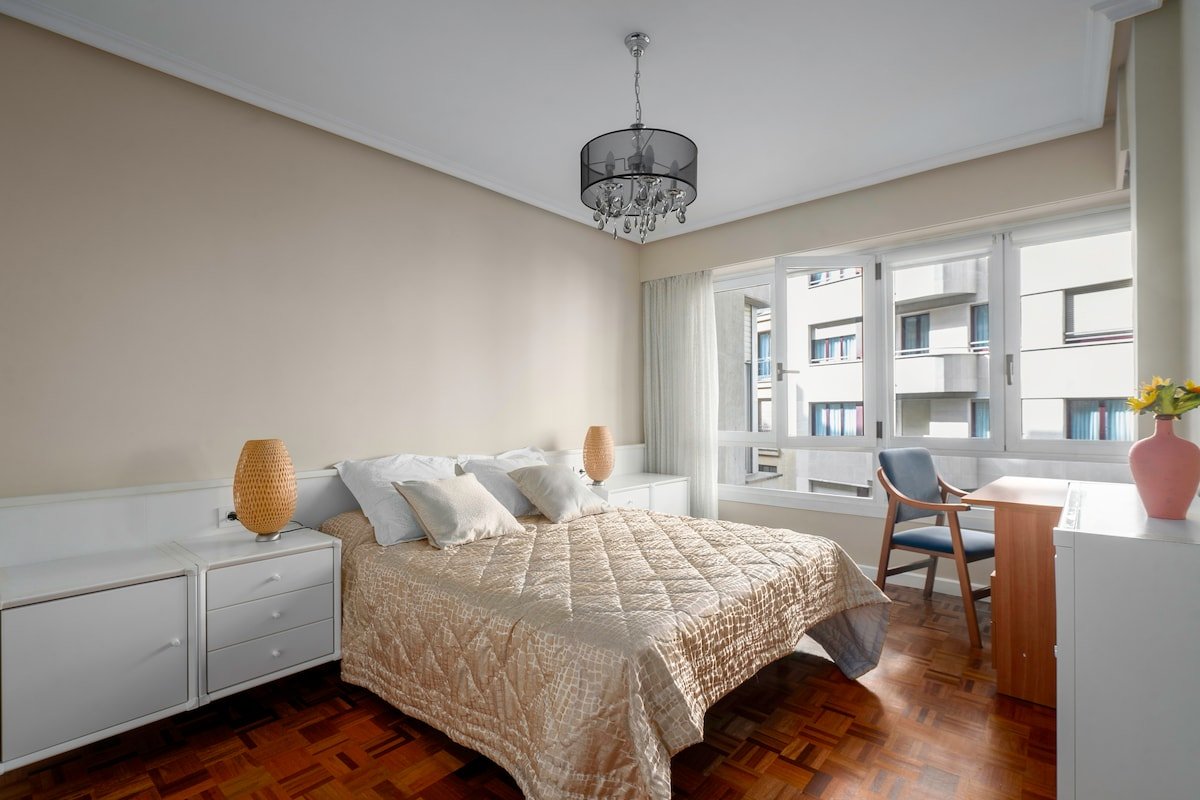 Gran piso en Gros, centrico y posibidad de parking gallery image 4