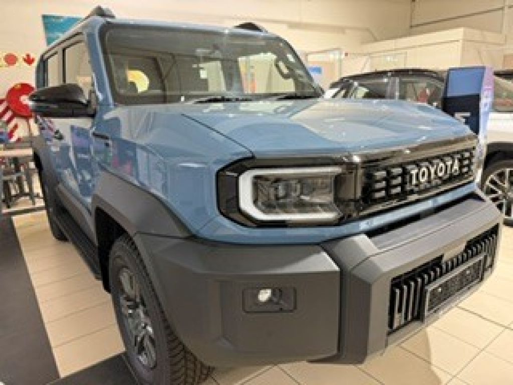 TOYOTA L CRUISER FJ 2.7 GX A T for Sale in South Africa