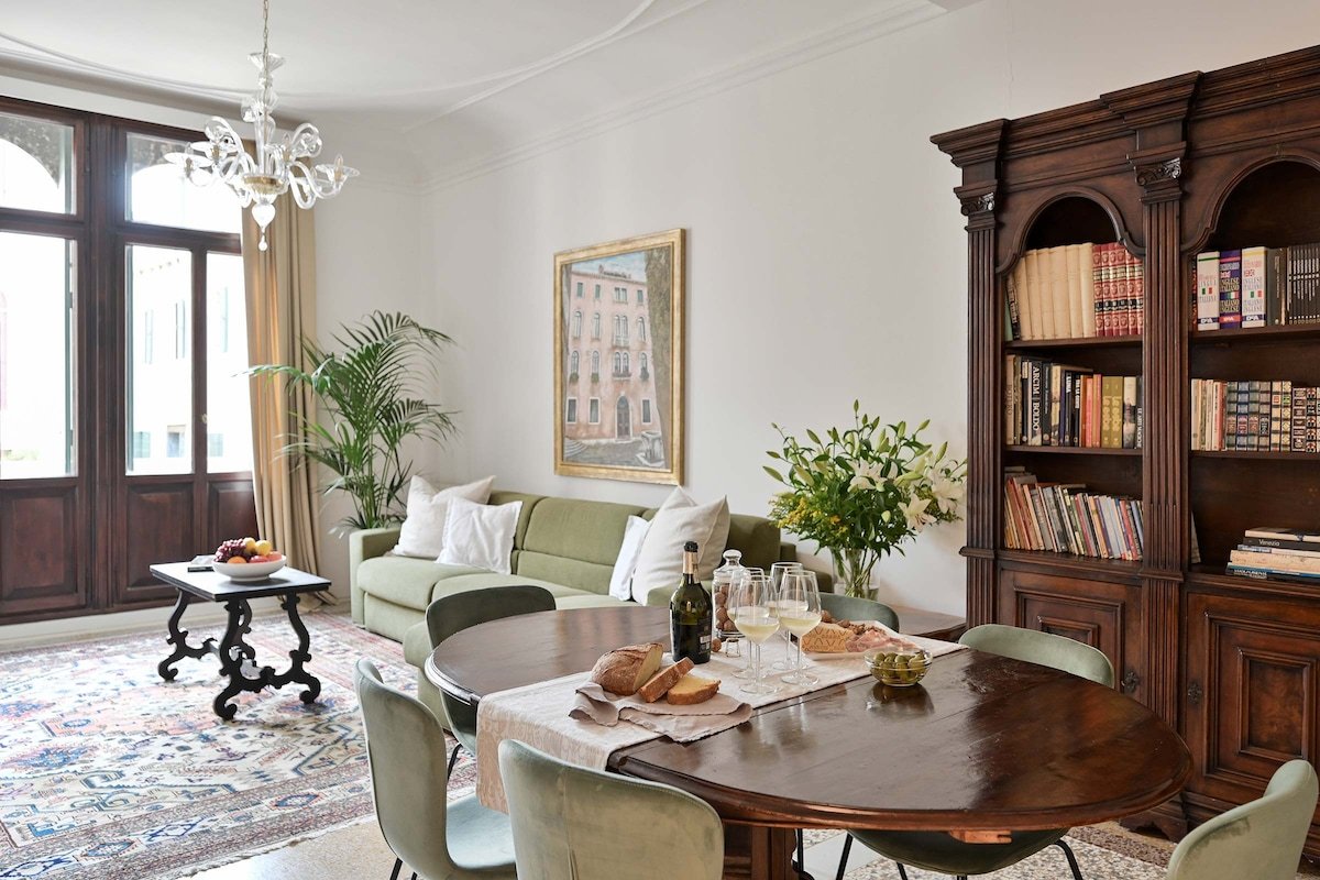 Traviata gallery image 5