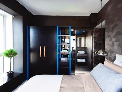 Designer furnished 3 bedroom/2 bath in Central!